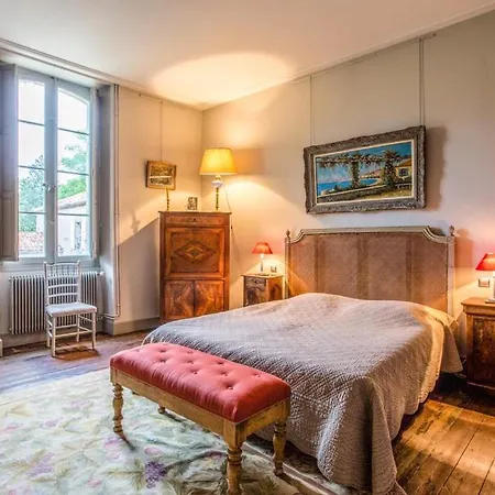 乡村民宿 Chateau Sleeps 50 Pool Wifi