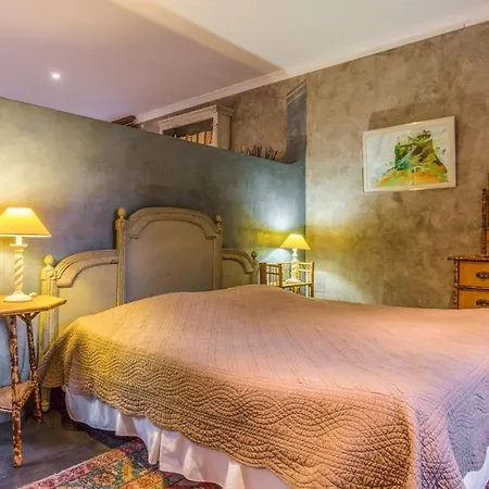 Chateau Sleeps 50 Pool Wifi 乡村民宿 *